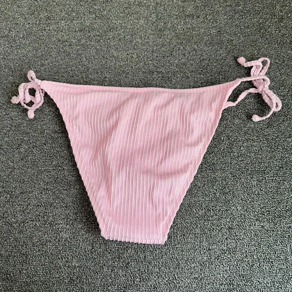 Xhilaration cheeky pink